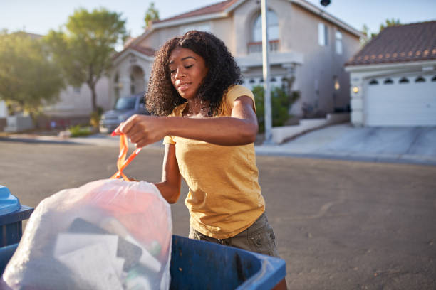 Yard Cleanup Services in Vero Beach South, FL
